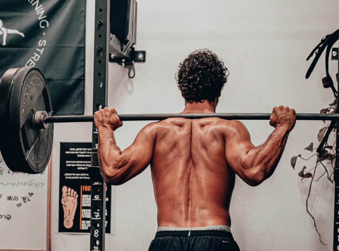 סקוואט גב חזק