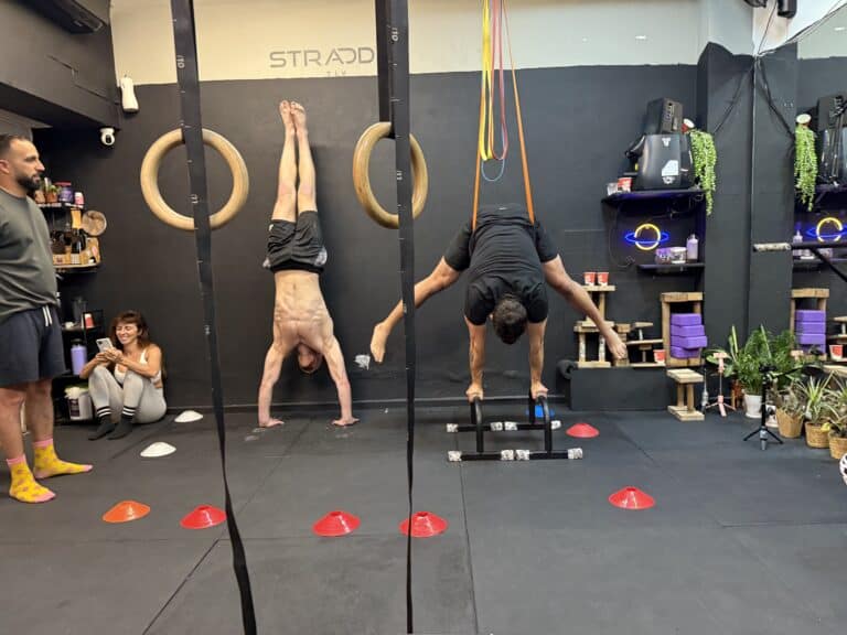 אימון כוח קבוצתי בסטודיו סטרדאל תל אביב – אימון טכניקה ושליטה